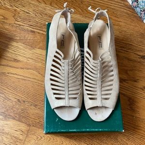 Paul Green shoes 8 1/2-great condition and great color